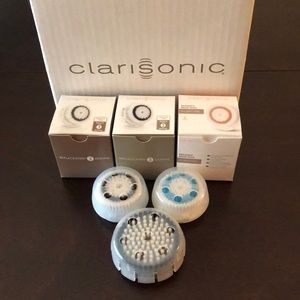 Clarisonic brush heads. 8 total. 7 face, 1 body.
